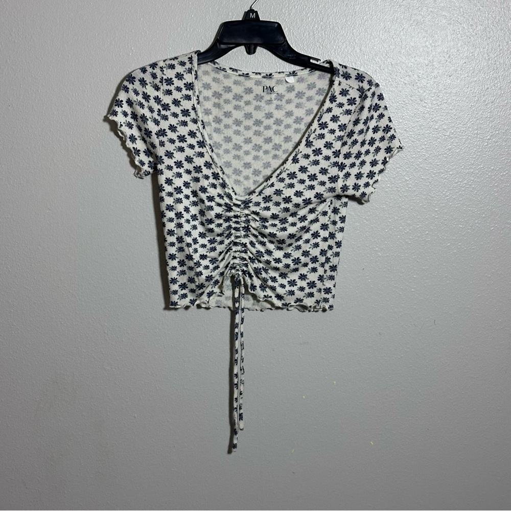 Pac Cares Women Floral‎ Ruched White/ Black Cropped Top size S